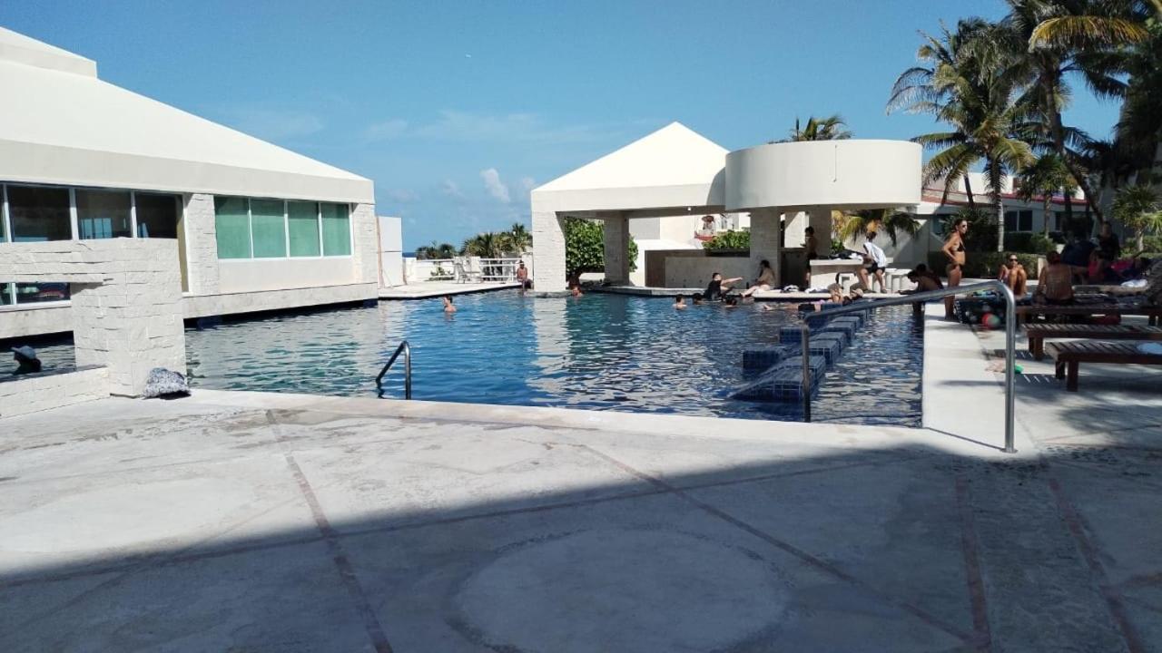 Beachaccess Hotelzone 3705 Cancún Exteriör bild