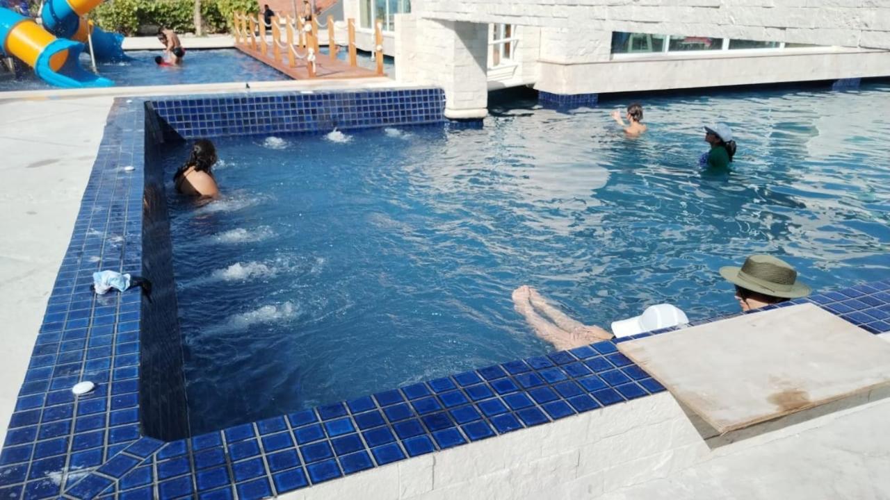 Beachaccess Hotelzone 3705 Cancún Exteriör bild